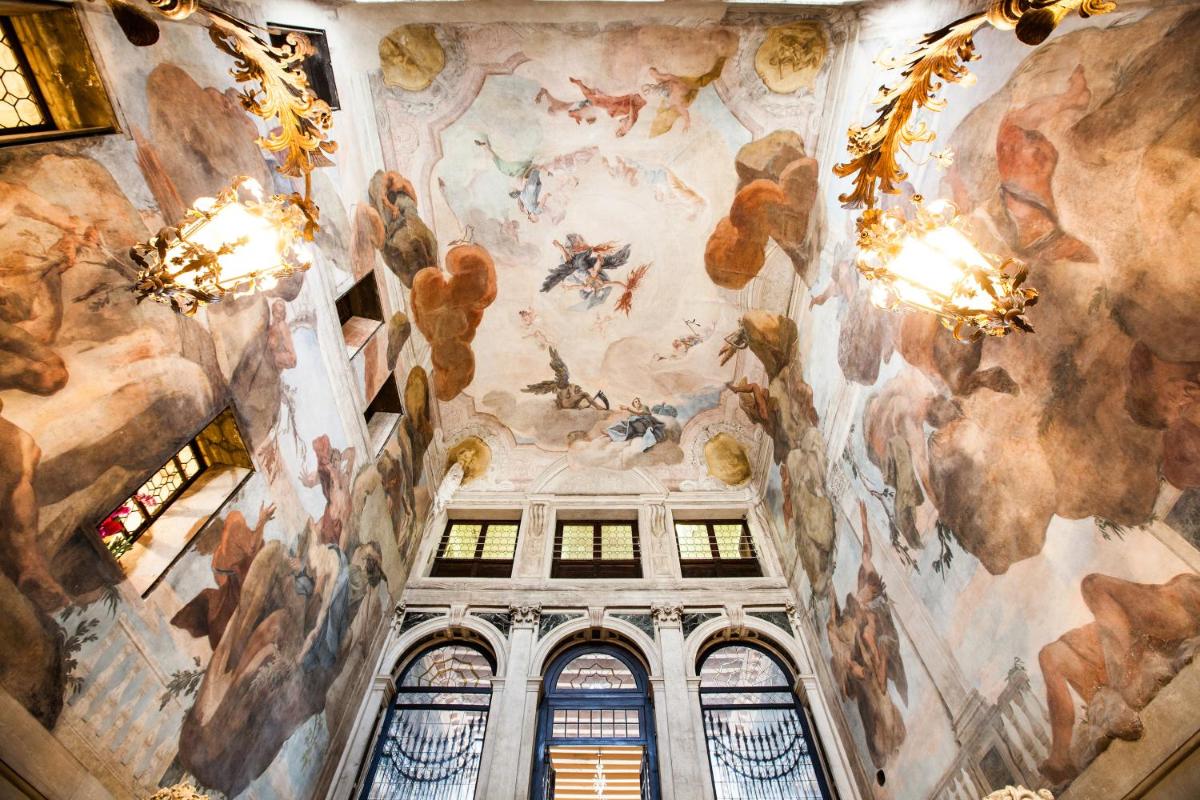 Ca' Sagredo Hotel