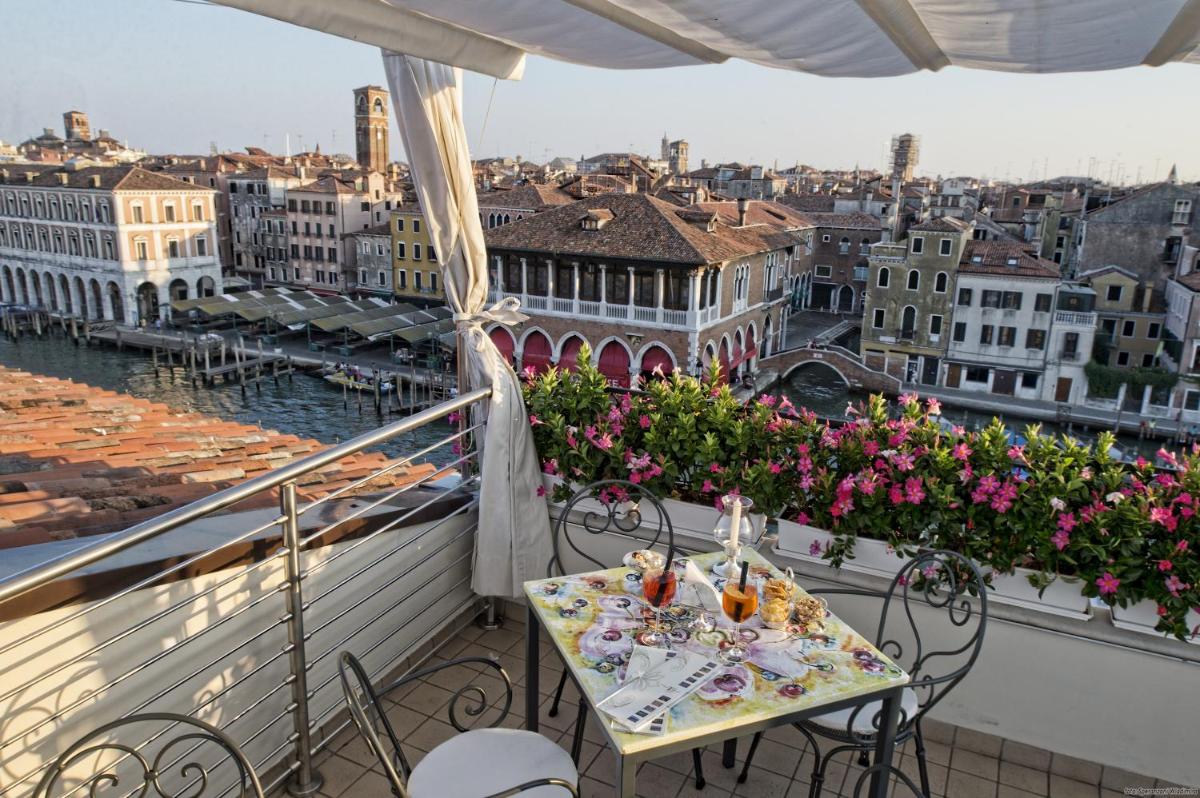 Ca' Sagredo Hotel