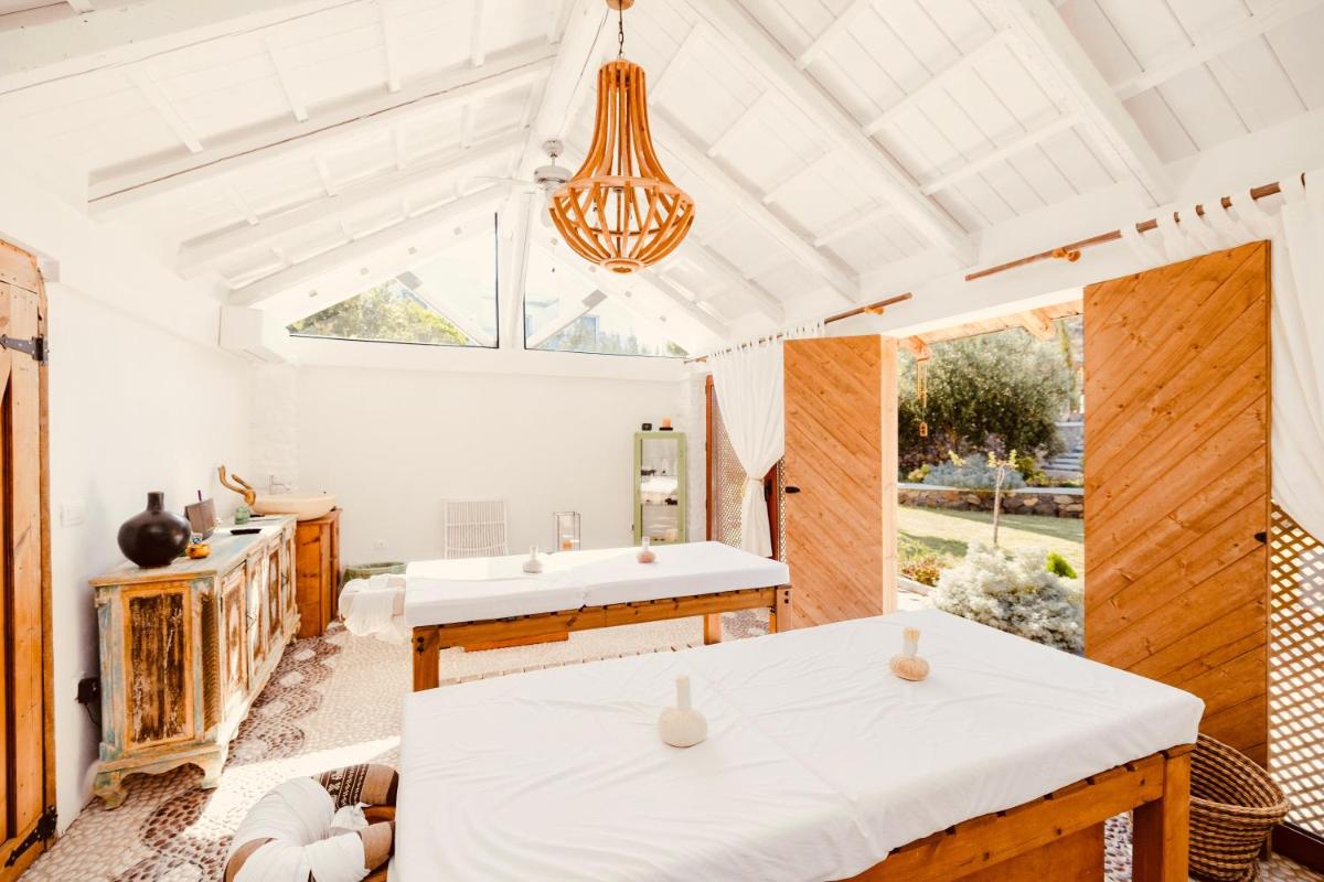 Caesars Gardens Hotel & Spa - Adults Only