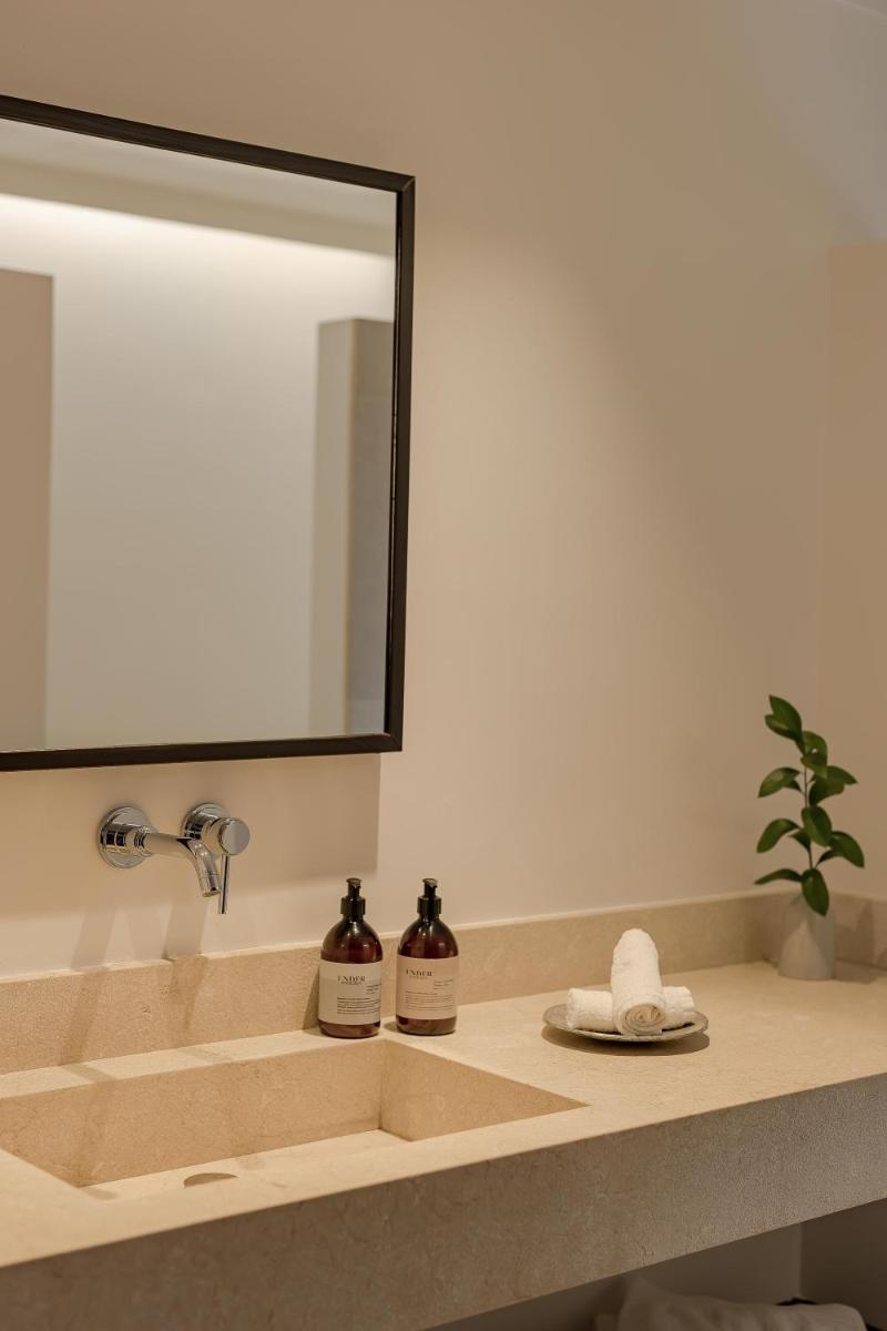 Cal Reiet Holistic Retreat