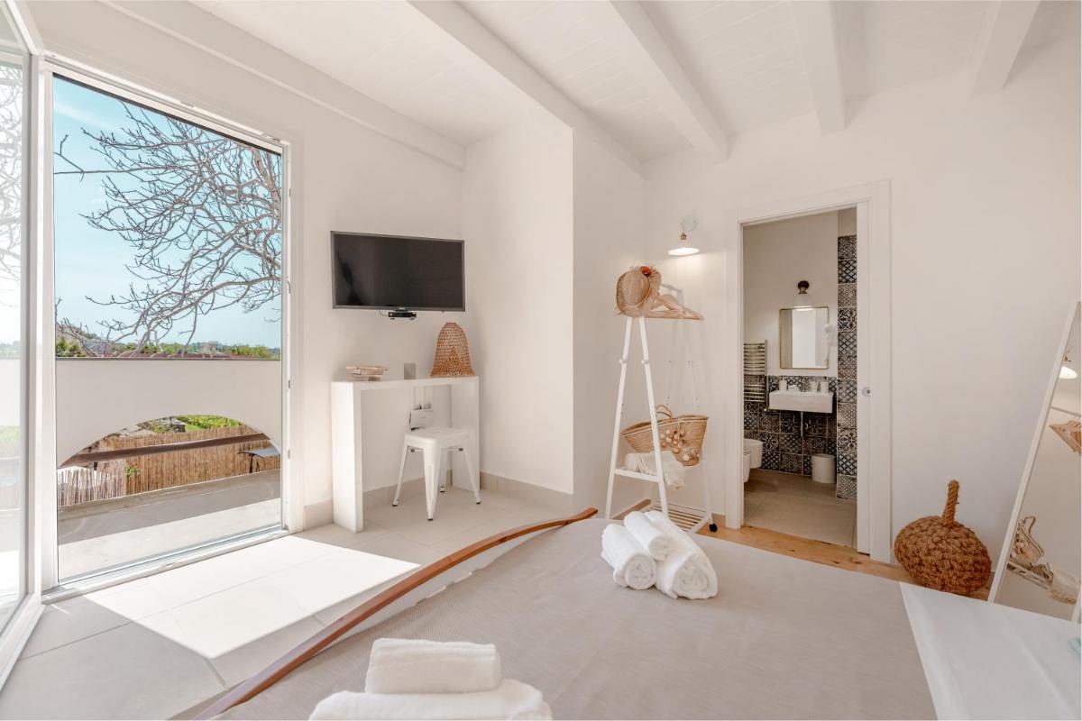 Cala Cala Rooms,Restaurant & Farm Experience