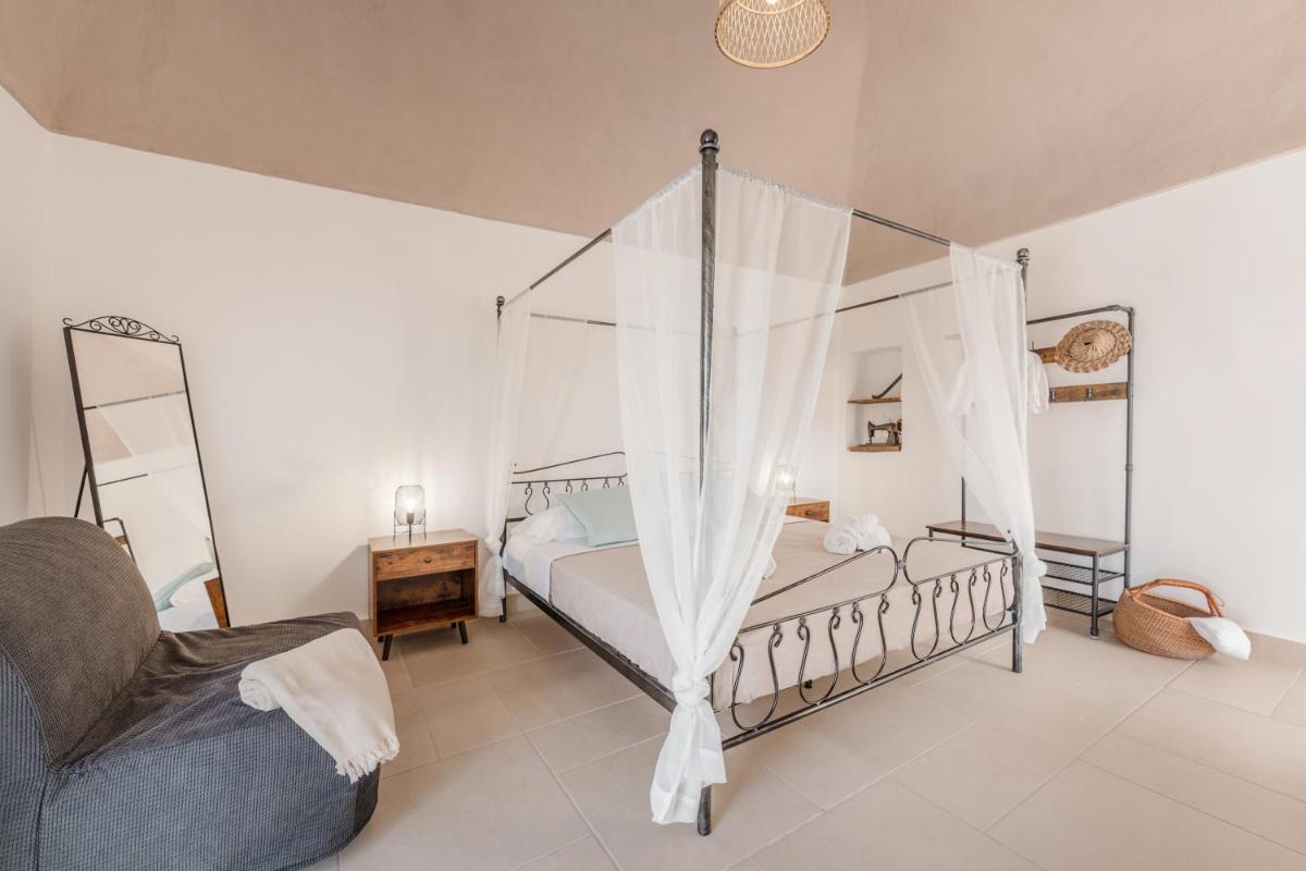 Cala Cala Rooms,Restaurant & Farm Experience