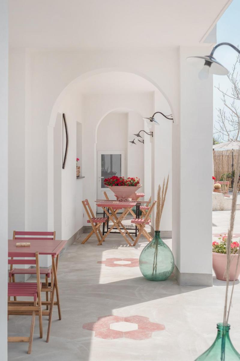 Cala Cala Rooms,Restaurant & Farm Experience