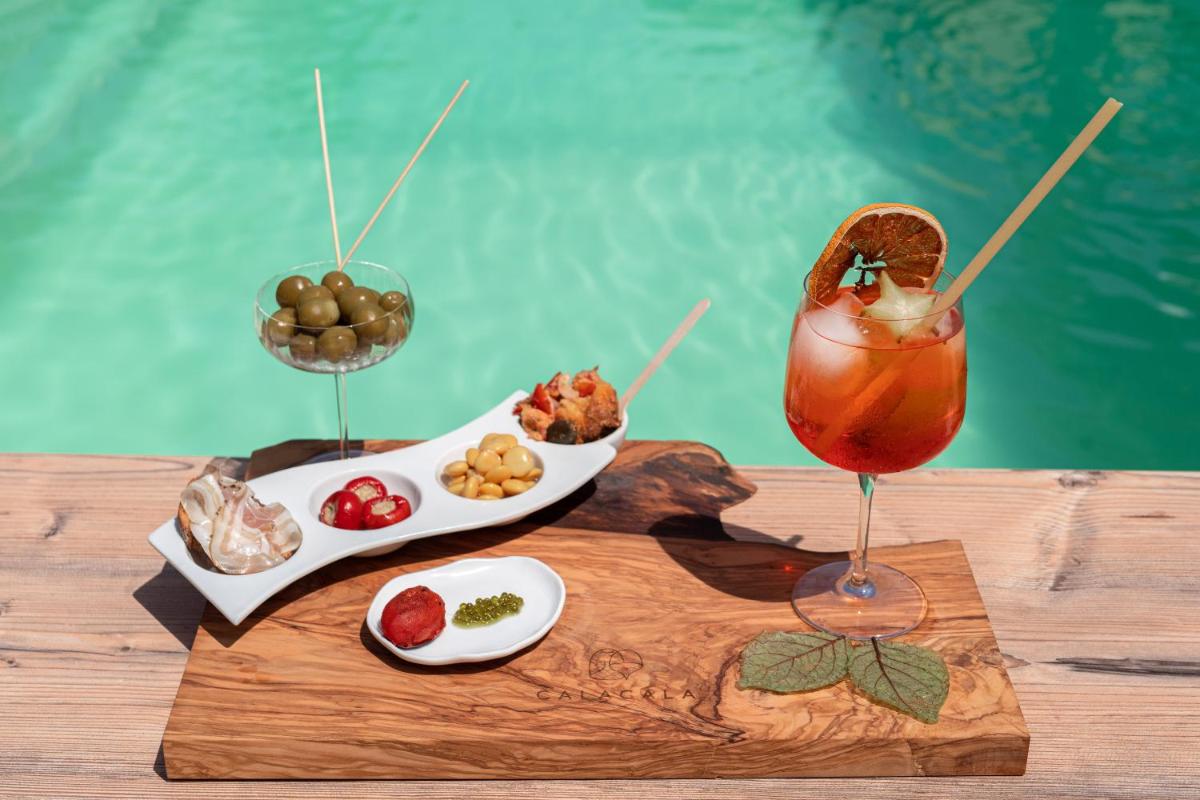 Cala Cala Rooms,Restaurant & Farm Experience