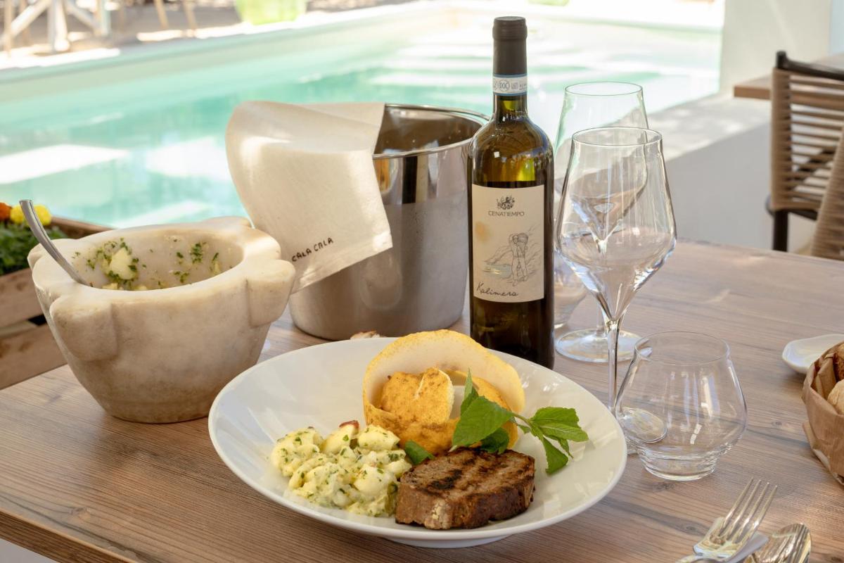 Cala Cala Rooms,Restaurant & Farm Experience