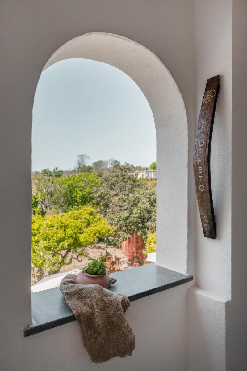 Cala Cala Rooms,Restaurant & Farm Experience