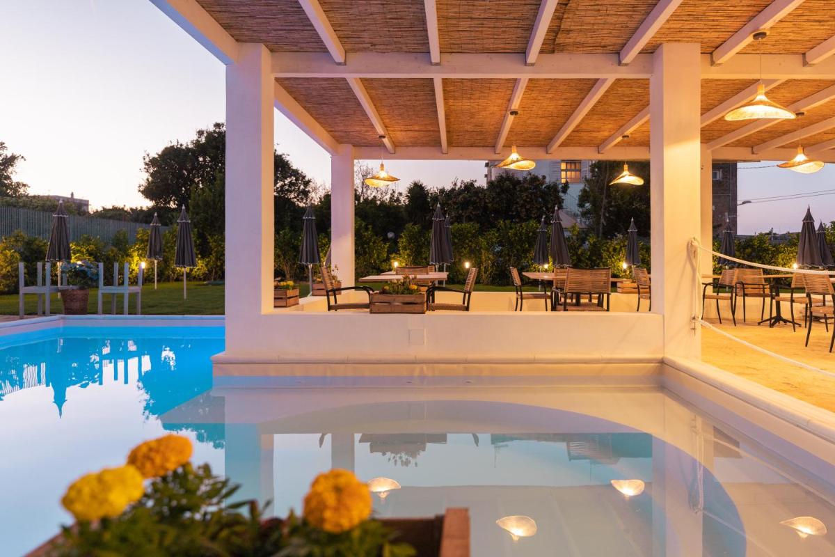 Cala Cala Rooms,Restaurant & Farm Experience