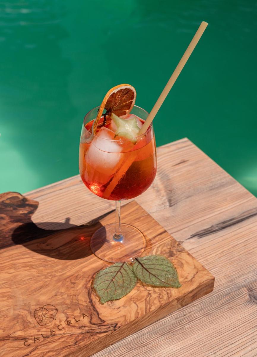 Cala Cala Rooms,Restaurant & Farm Experience