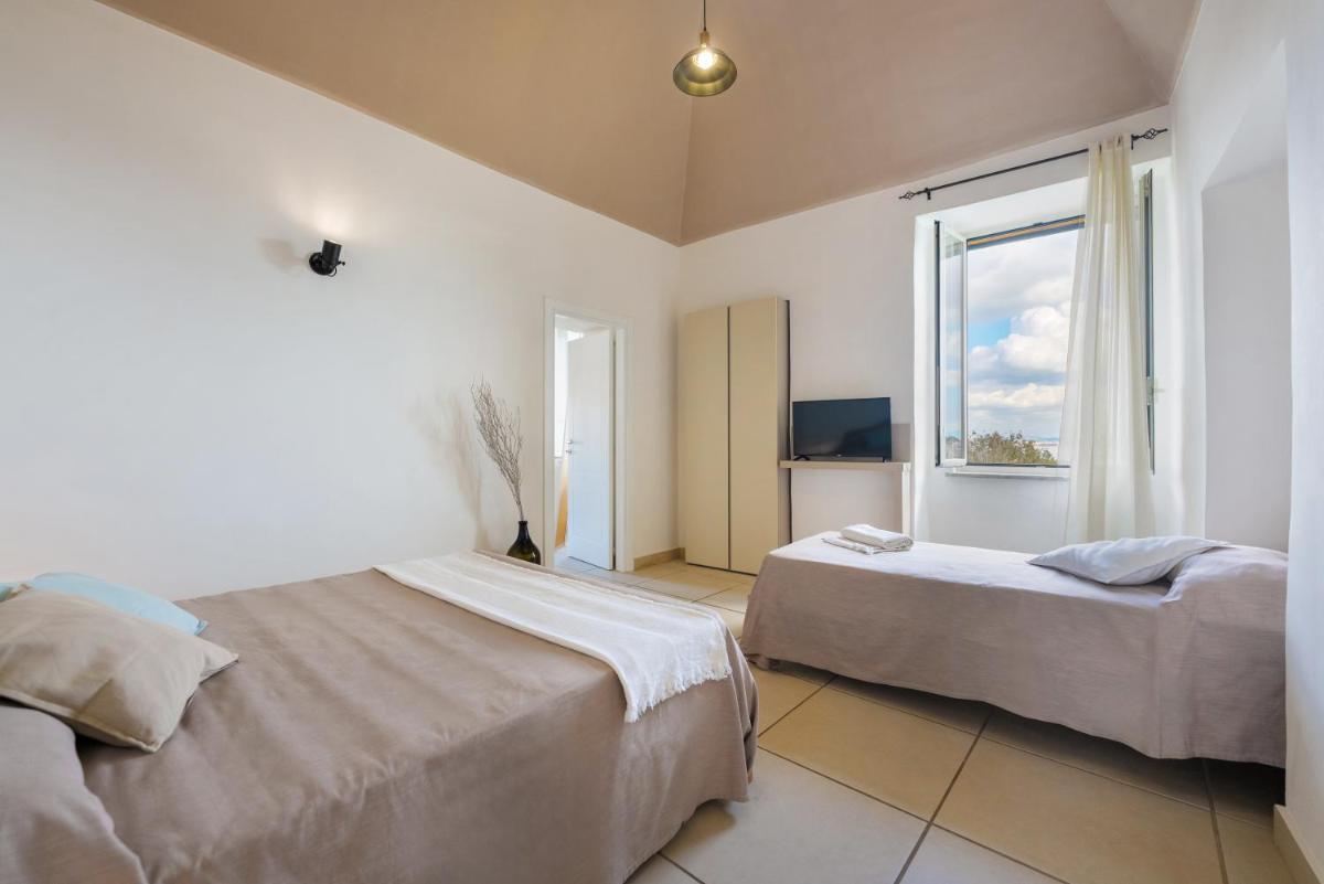 Cala Cala Rooms,Restaurant & Farm Experience