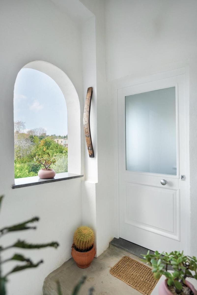 Cala Cala Rooms,Restaurant & Farm Experience