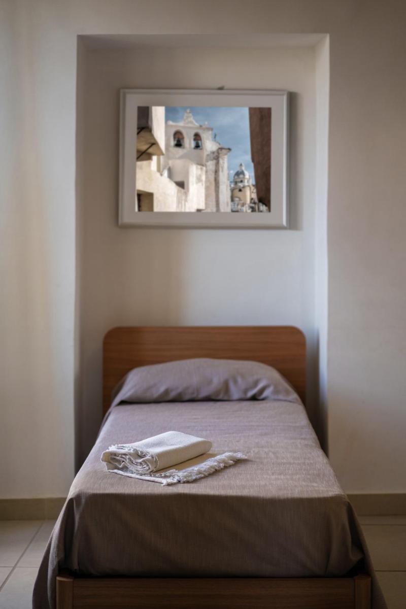 Cala Cala Rooms,Restaurant & Farm Experience