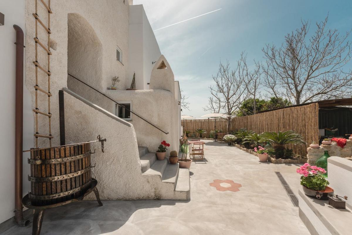 Cala Cala Rooms,Restaurant & Farm Experience