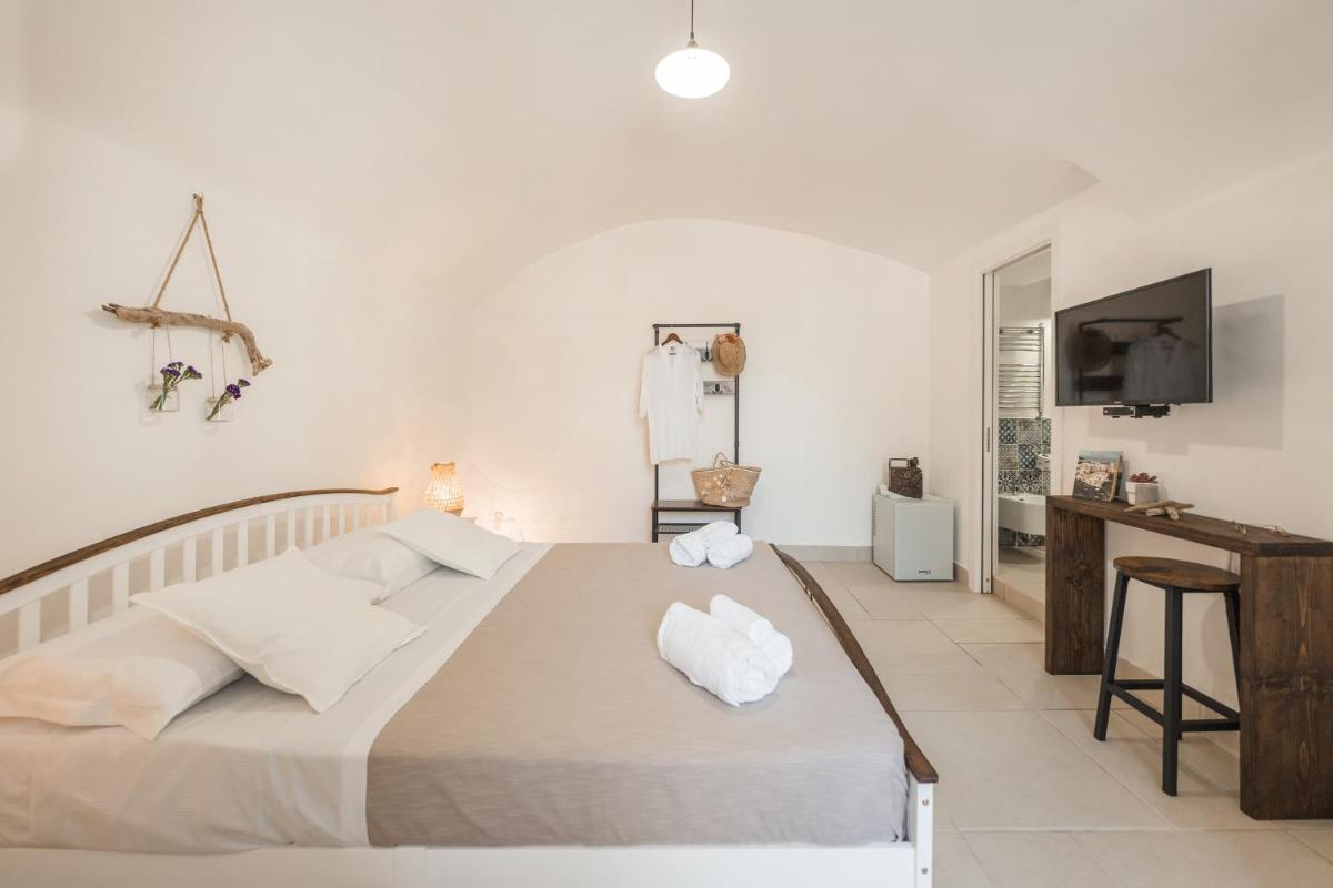 Cala Cala Rooms,Restaurant & Farm Experience