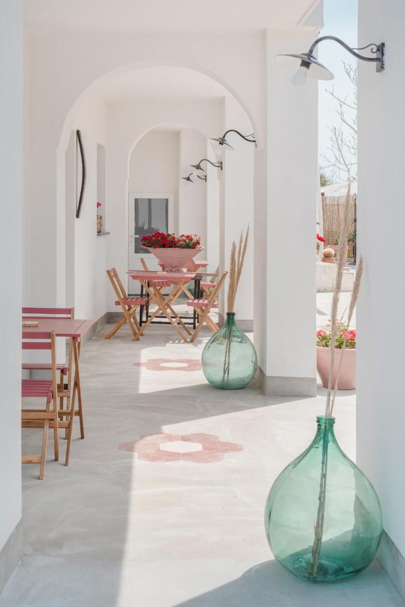 Cala Cala Rooms,Restaurant & Farm Experience