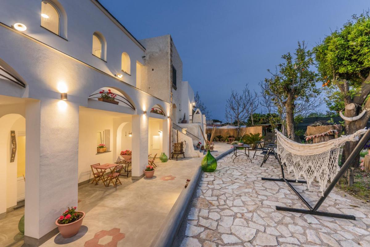 Cala Cala Rooms,Restaurant & Farm Experience