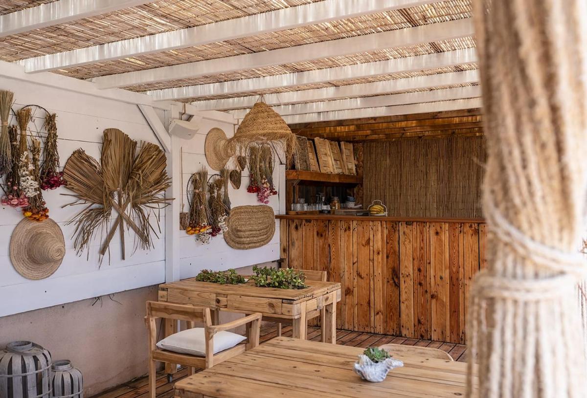 Can Aisha - Adults Only