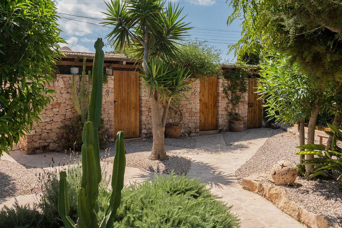 Can Aisha - Adults Only