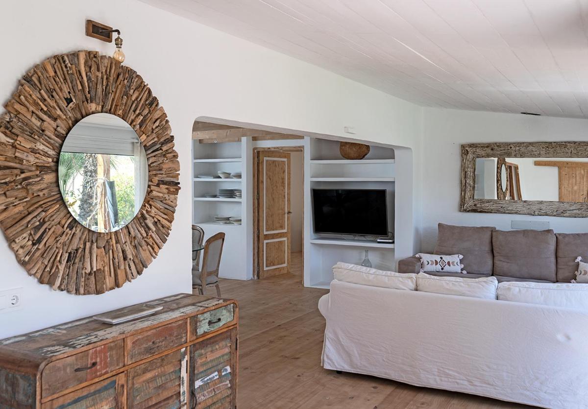 Can Aisha - Adults Only