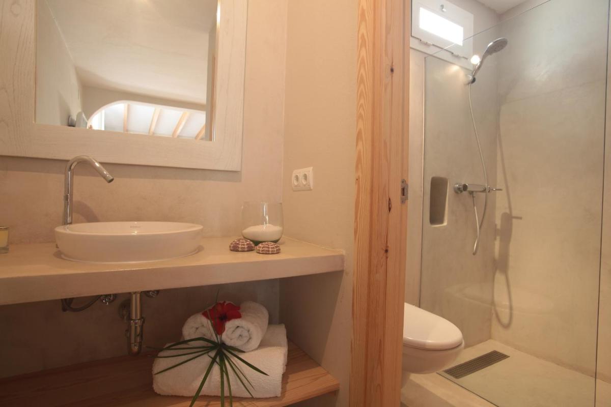 Can Aisha - Adults Only