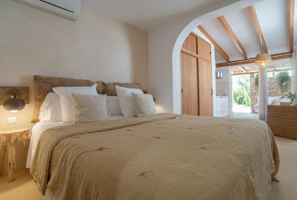 Can Aisha - Adults Only