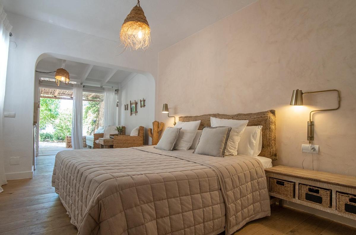 Can Aisha - Adults Only