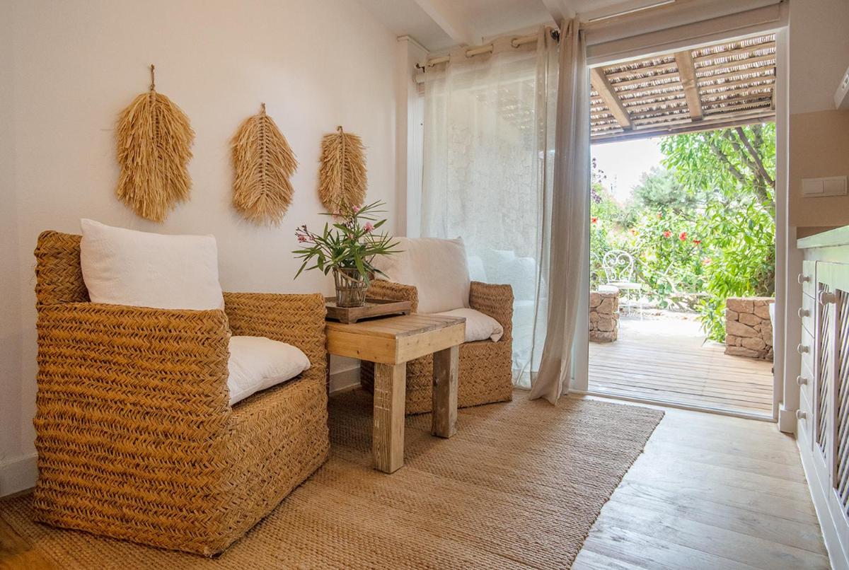 Can Aisha - Adults Only