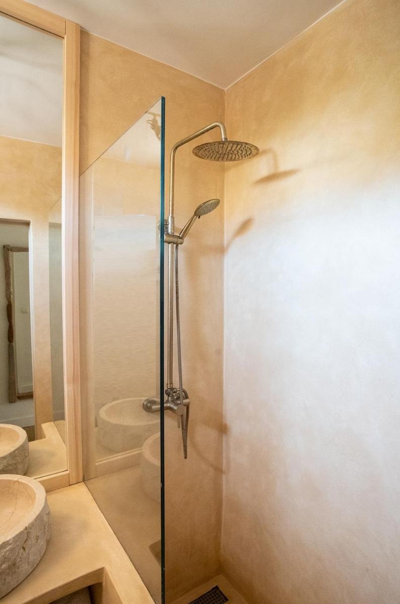 Can Aisha - Adults Only