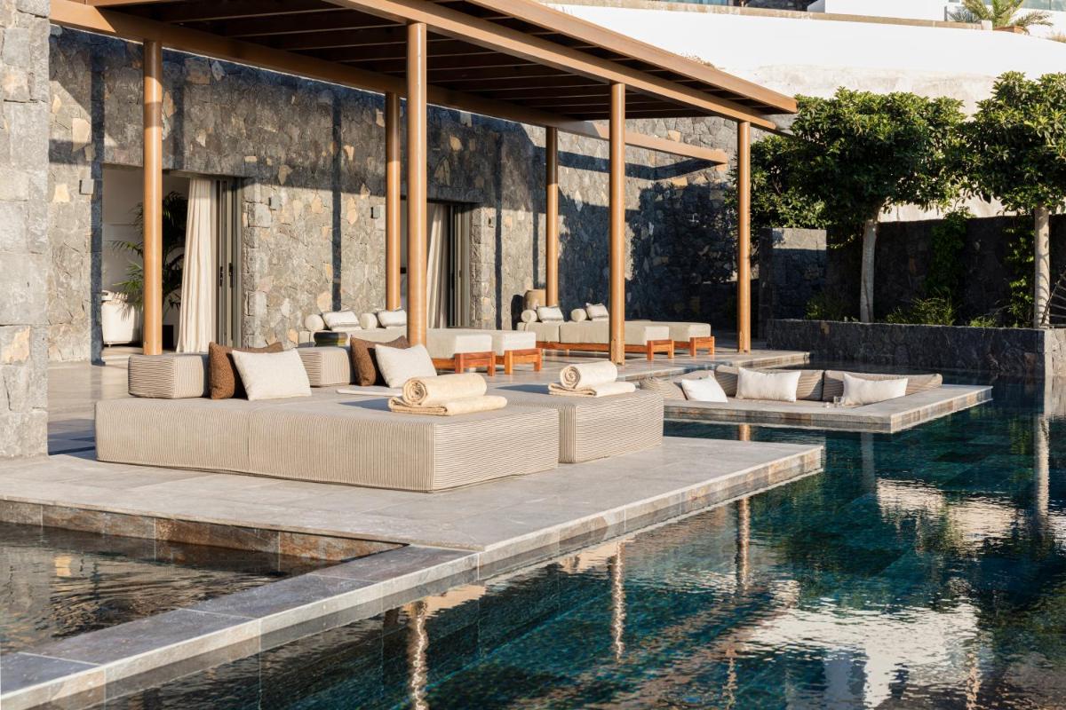 Canaves Epitome - Small Luxury Hotels of the World