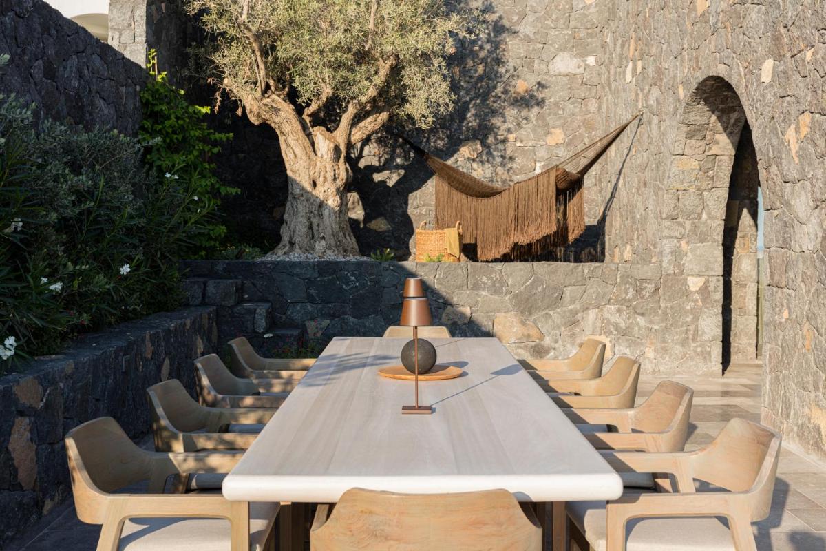 Canaves Epitome - Small Luxury Hotels of the World