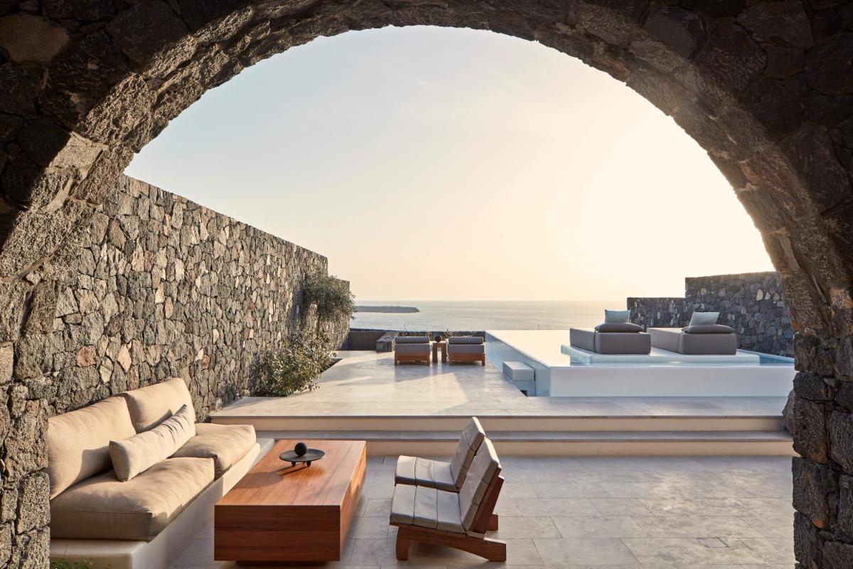 Canaves Epitome - Small Luxury Hotels of the World