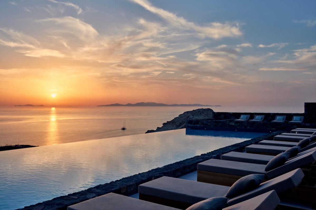 Canaves Epitome - Small Luxury Hotels of the World