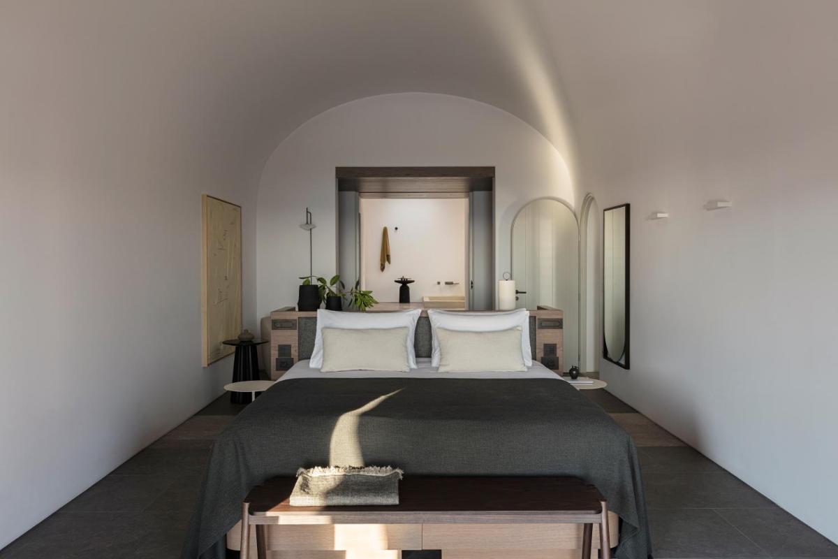 Canaves Epitome - Small Luxury Hotels of the World