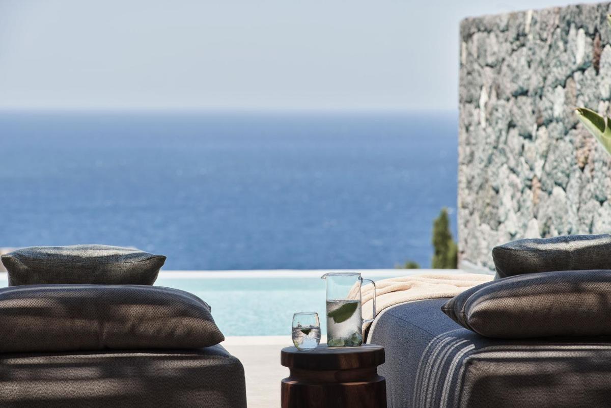 Canaves Epitome - Small Luxury Hotels of the World