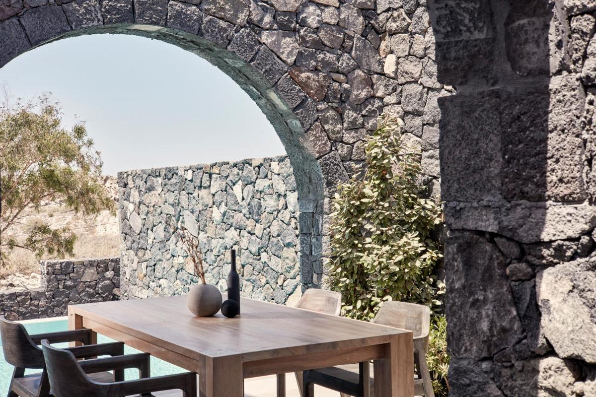Canaves Epitome - Small Luxury Hotels of the World