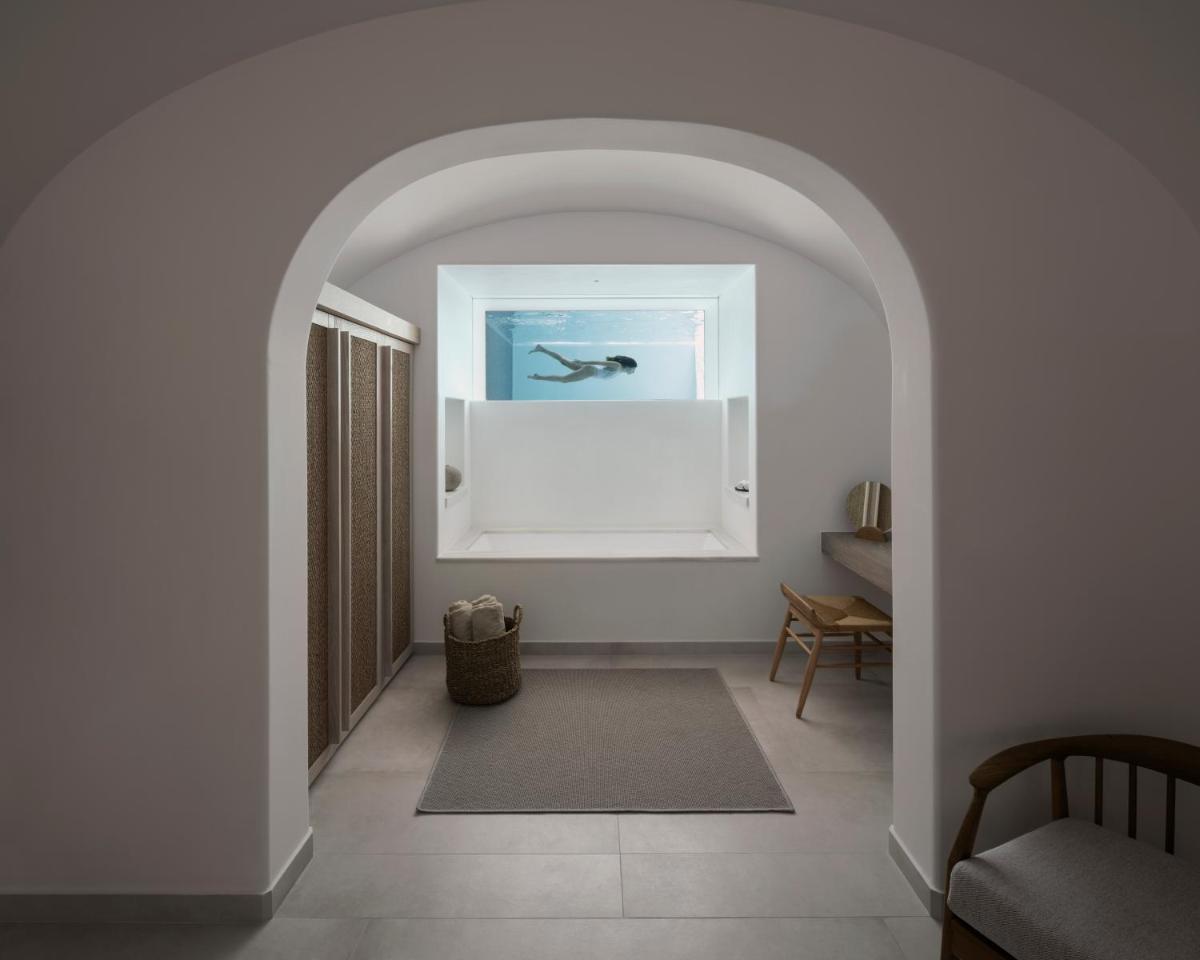 Canaves Epitome - Small Luxury Hotels of the World