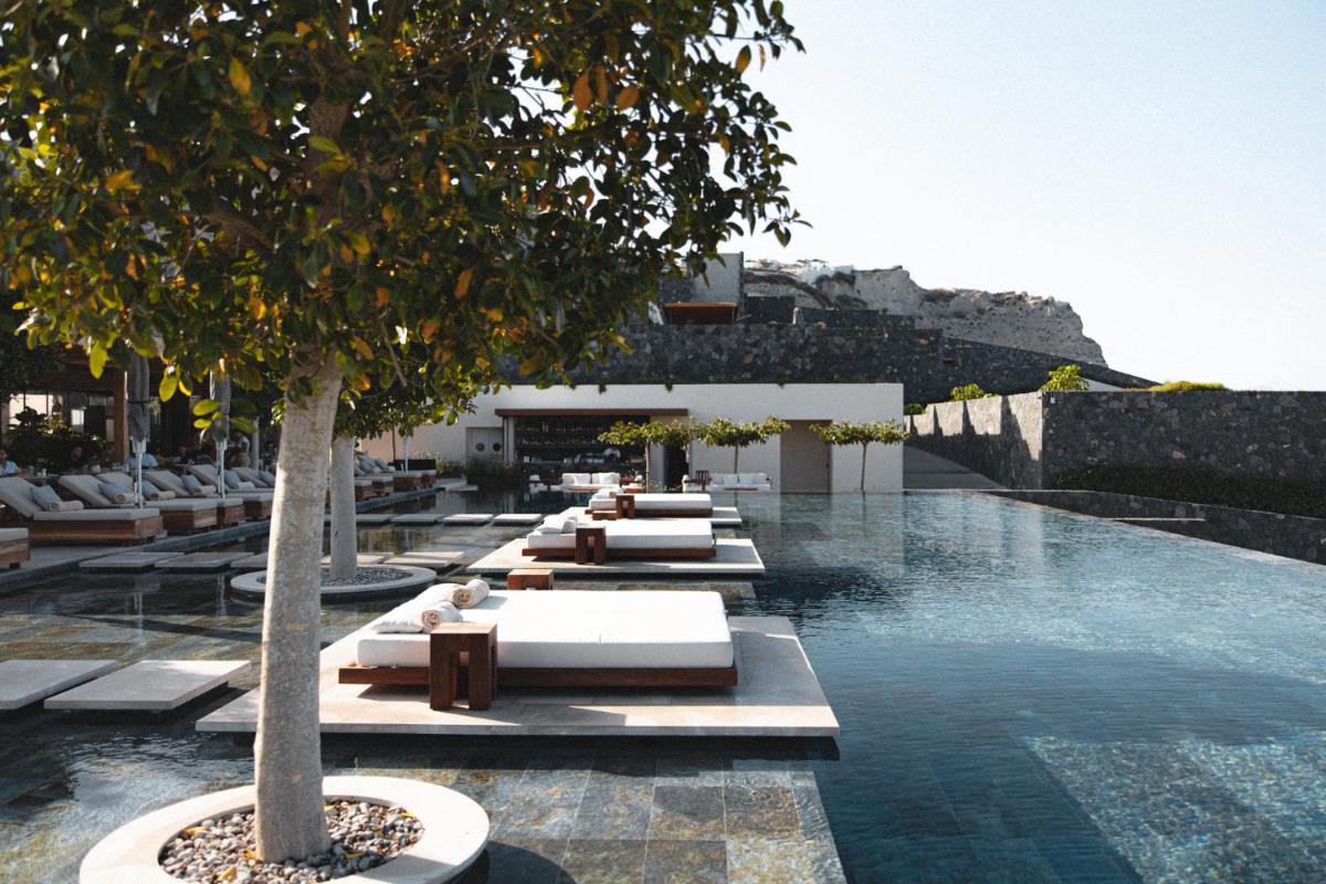 Canaves Epitome - Small Luxury Hotels of the World