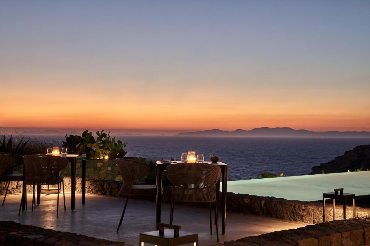 Canaves Epitome - Small Luxury Hotels of the World