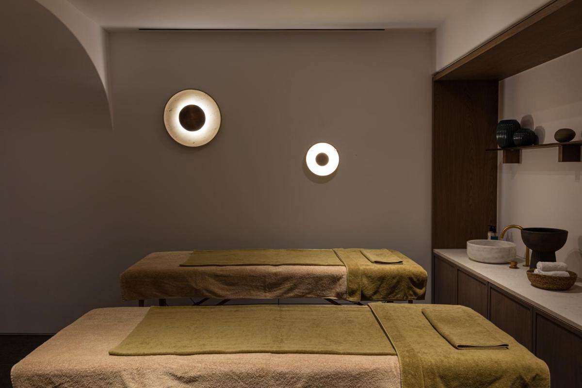 Canaves Epitome - Small Luxury Hotels of the World