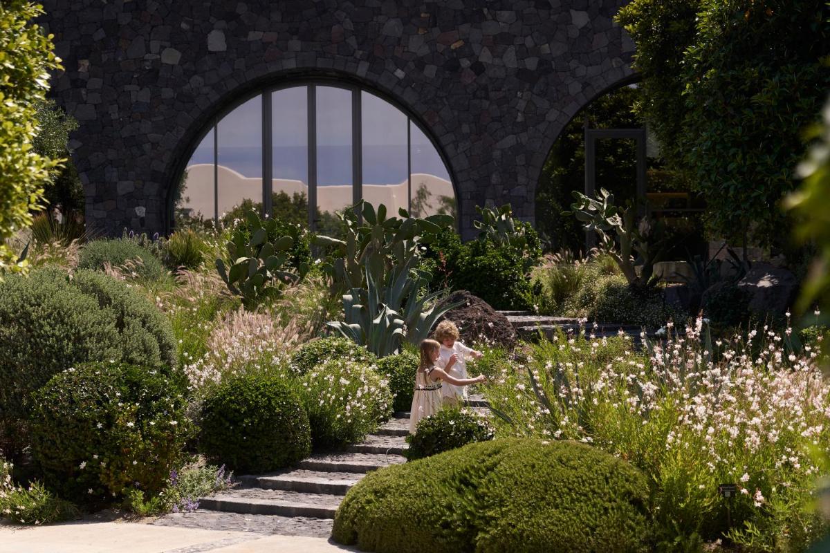 Canaves Epitome - Small Luxury Hotels of the World