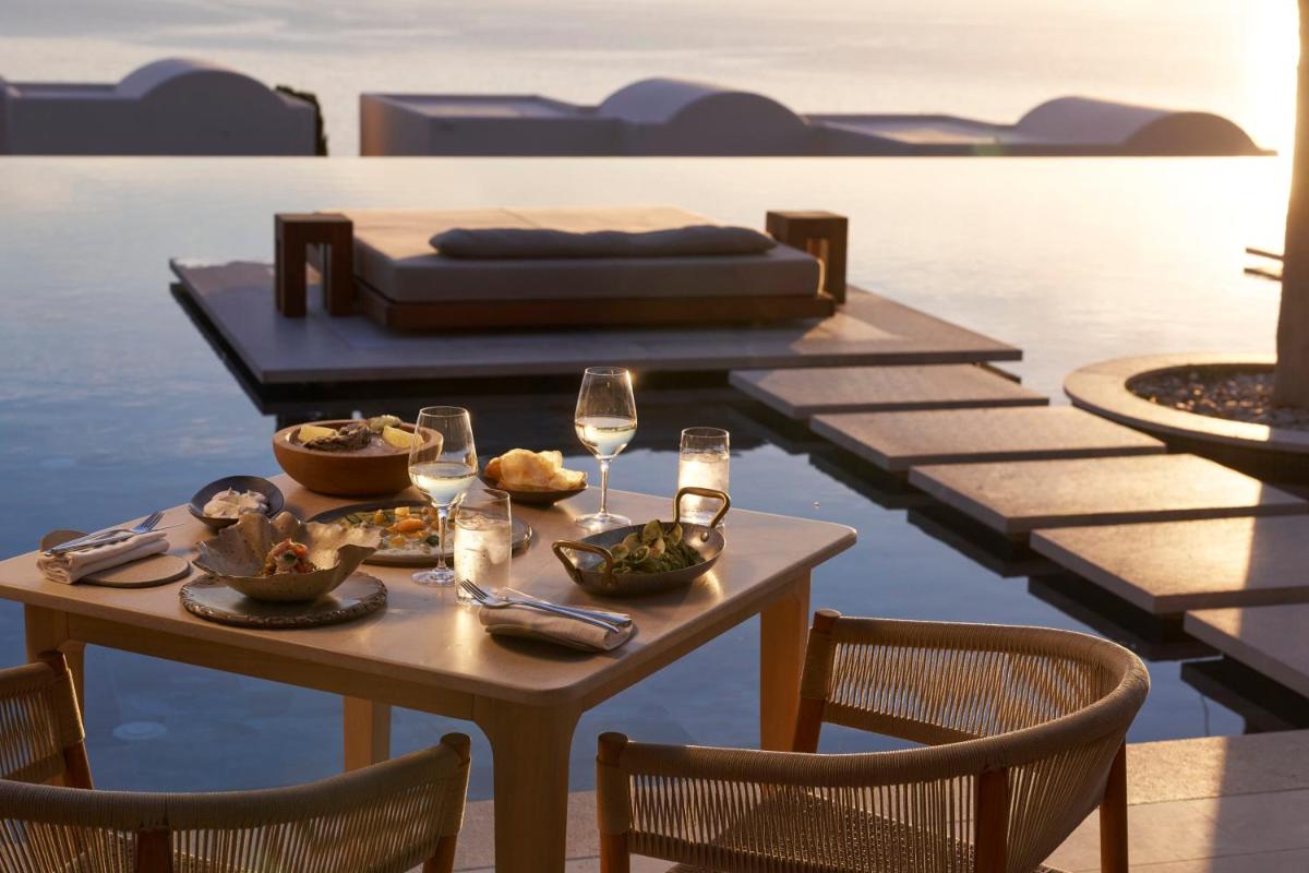 Canaves Epitome - Small Luxury Hotels of the World
