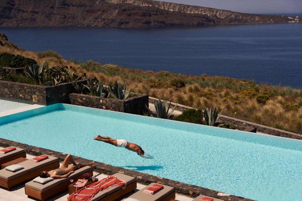 Canaves Epitome - Small Luxury Hotels of the World