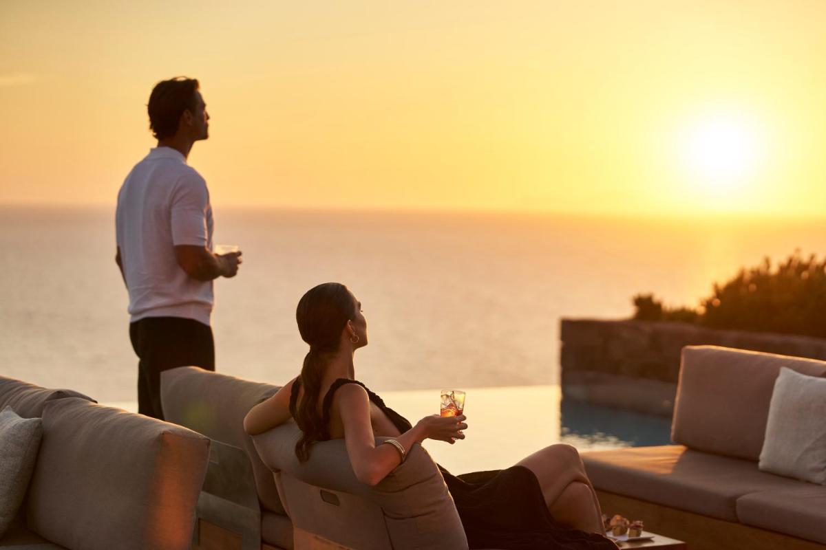 Canaves Epitome - Small Luxury Hotels of the World