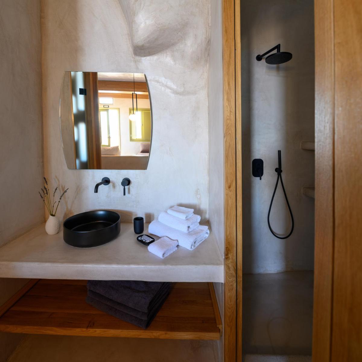Gaia Suites