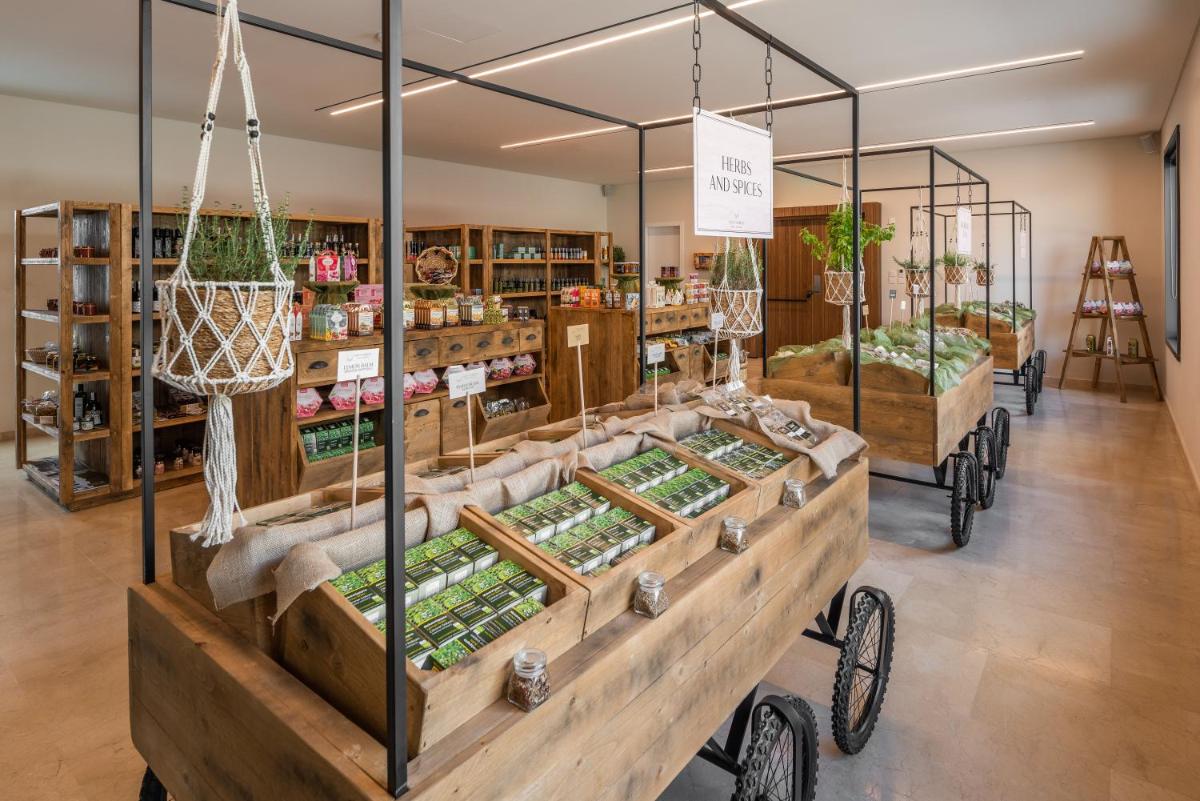 Cap St Georges Hotel & Resort