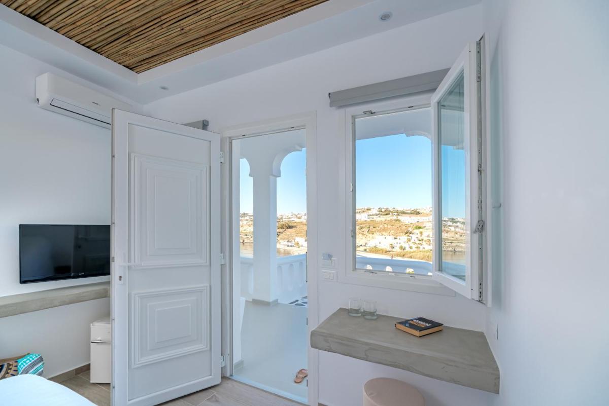 Cape Mykonos