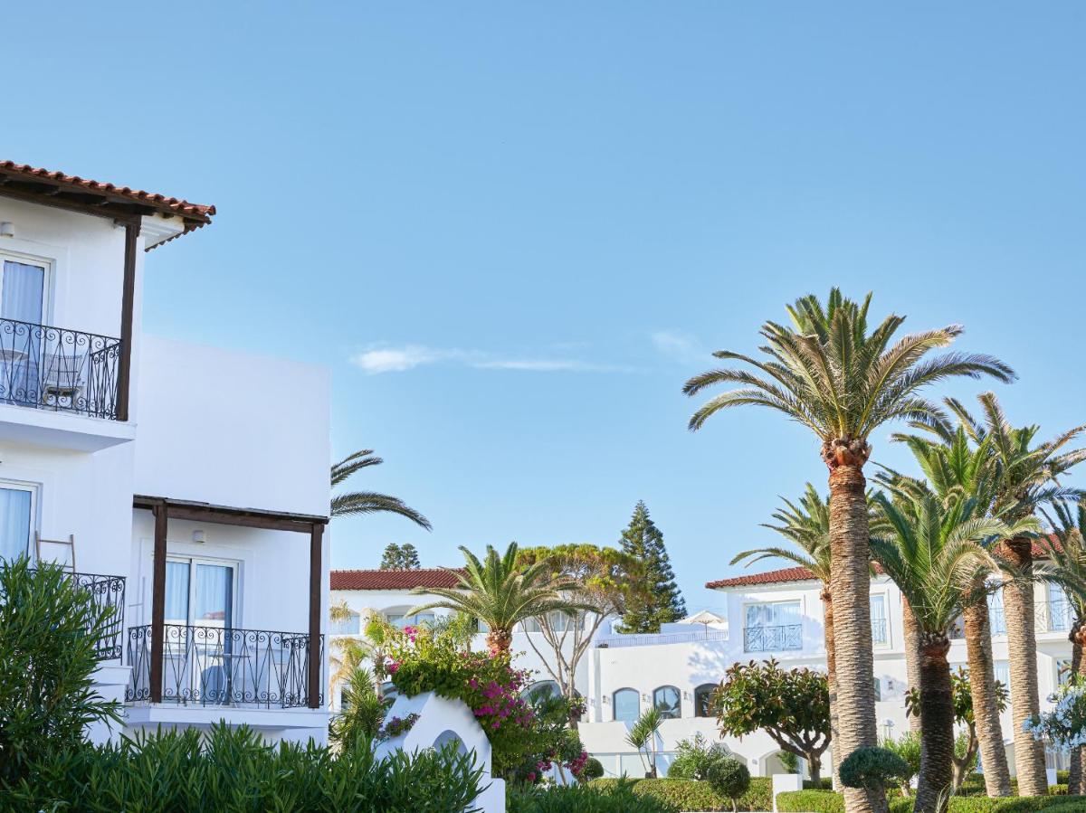 Caramel, A Resort to Live