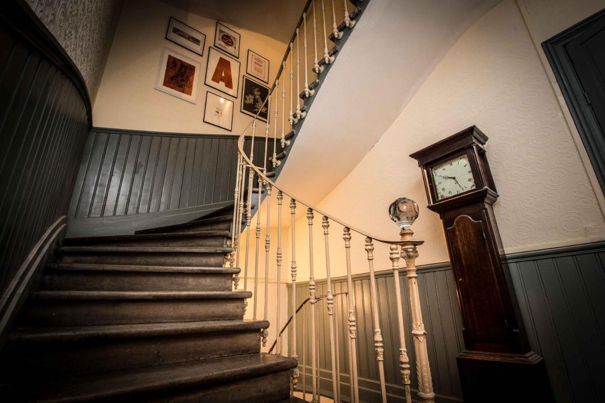 Carcassonne Townhouse