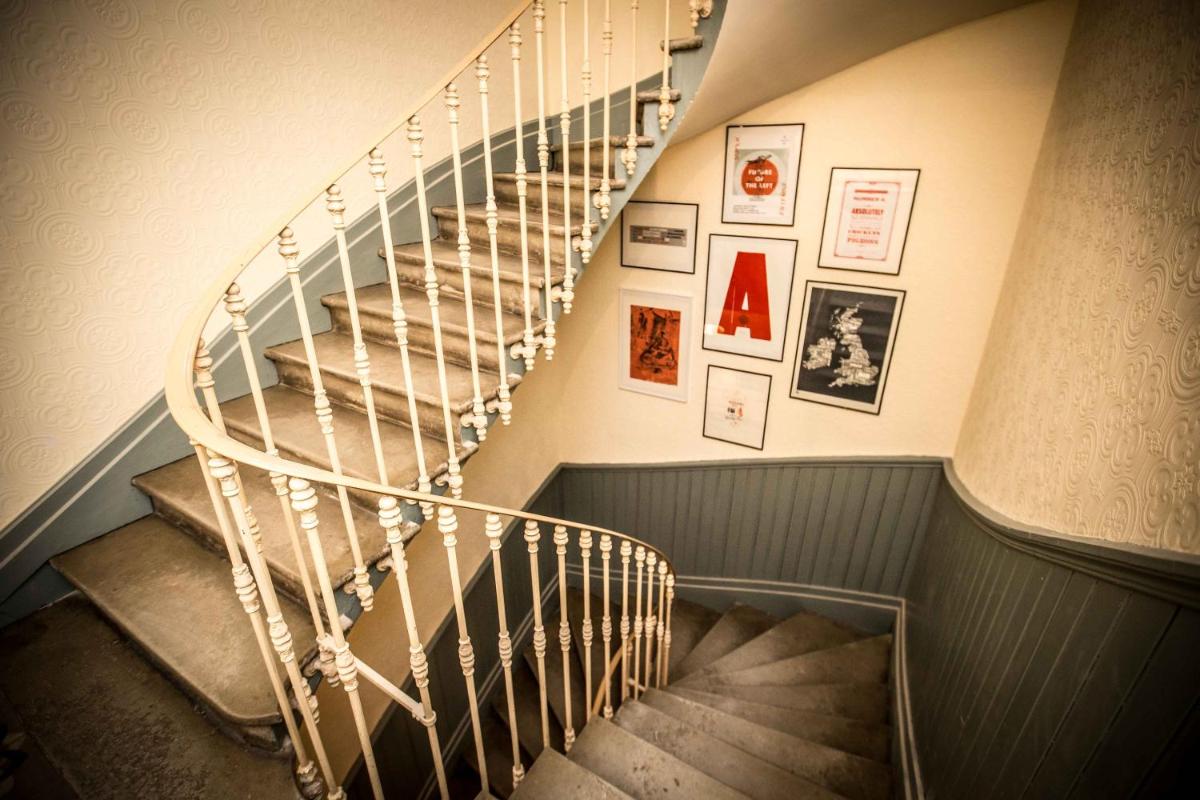 Carcassonne Townhouse