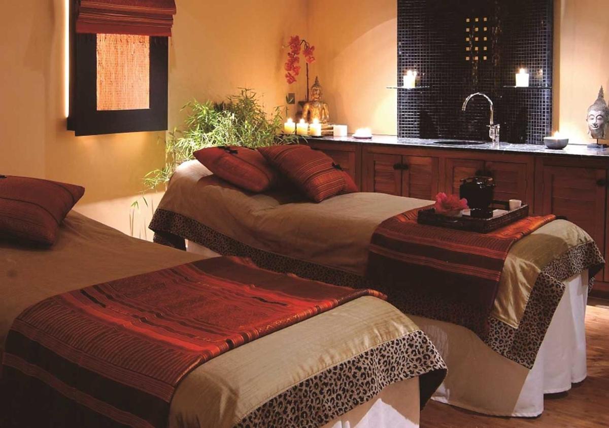 Careys Manor Hotel & SenSpa