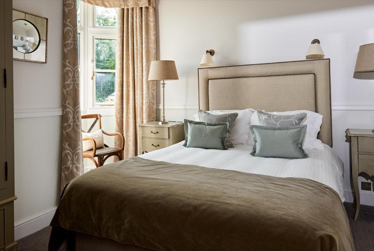 Careys Manor Hotel & SenSpa